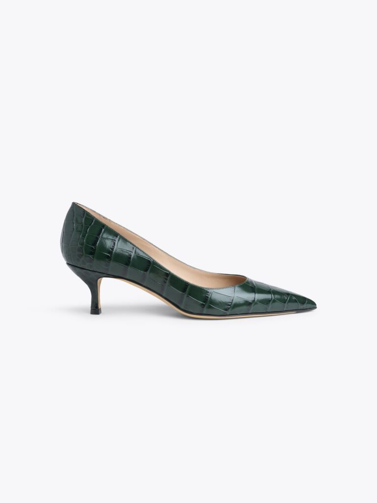 Decollete Green, still life